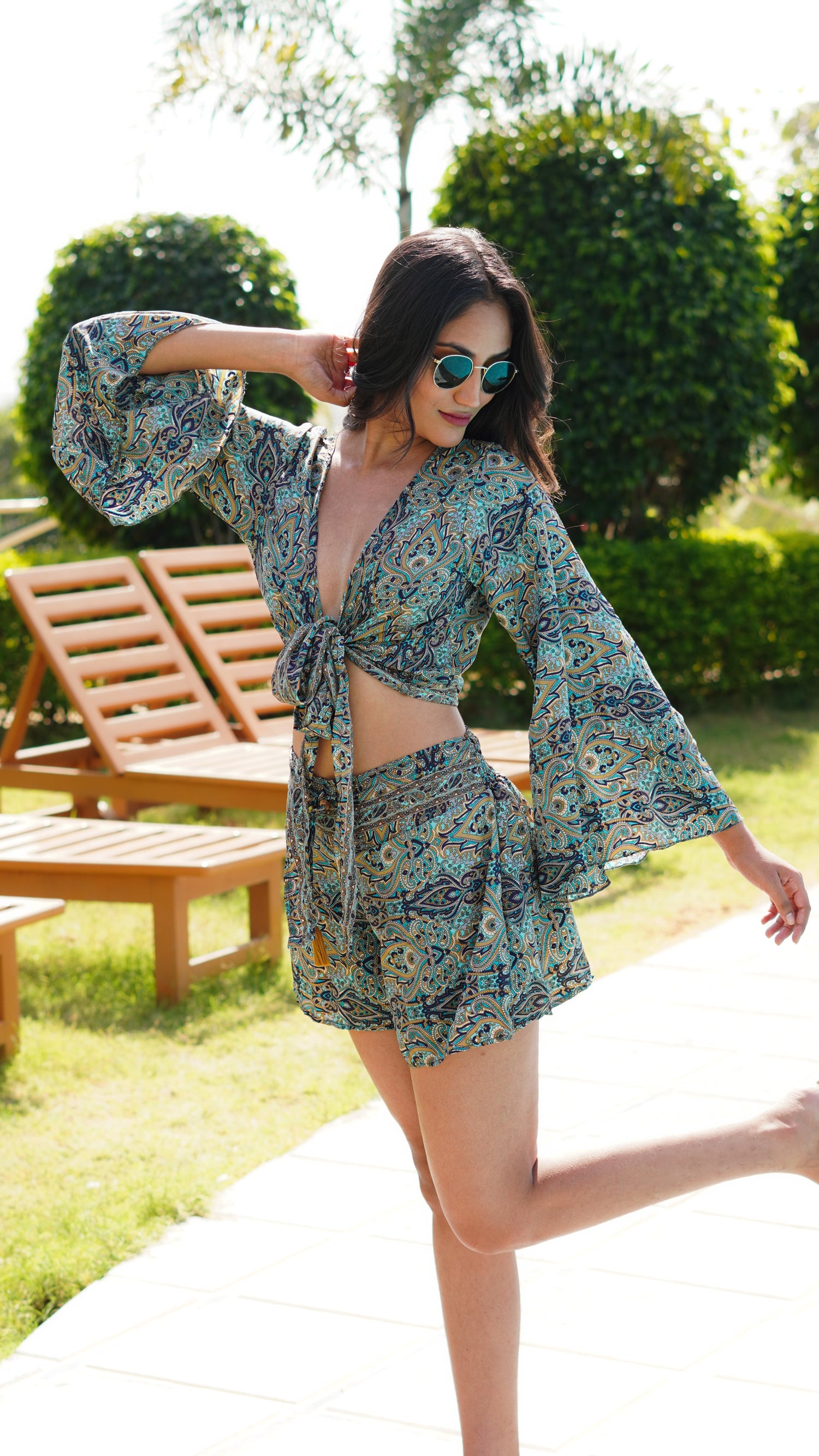 Wrap Top + Beach shorts ( set )